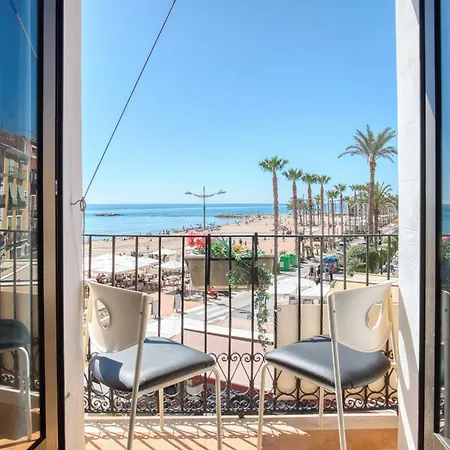 Casa Amarilla Del Mar P2 *